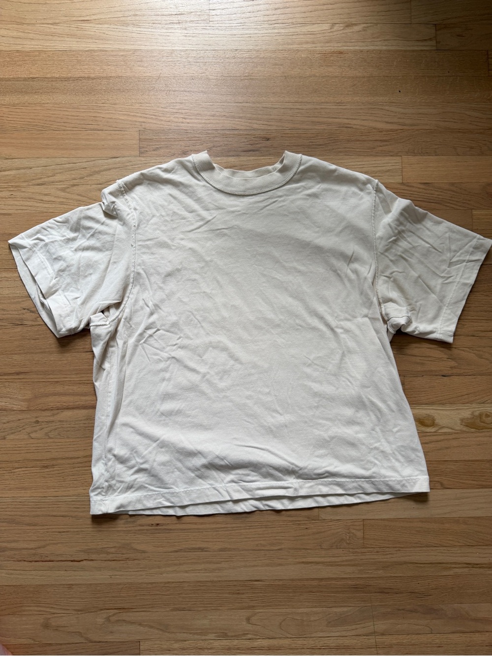 Abercrombie & Fitch Off-White Short-Sleeve Crewneck Tee